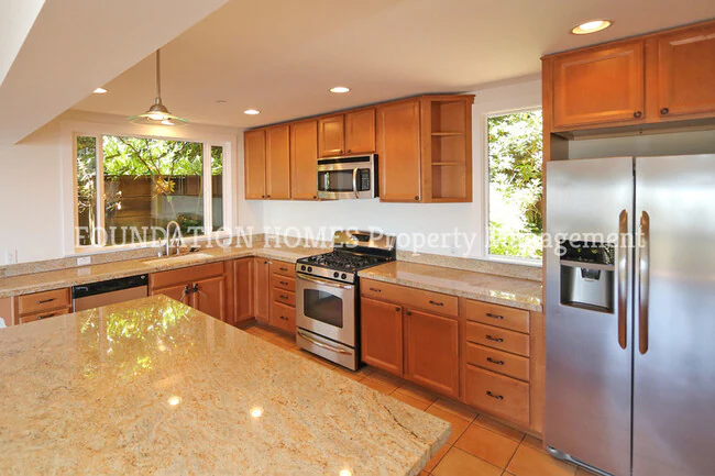 173 Prospect Ave Sausalito, CA 94965 photo 2
