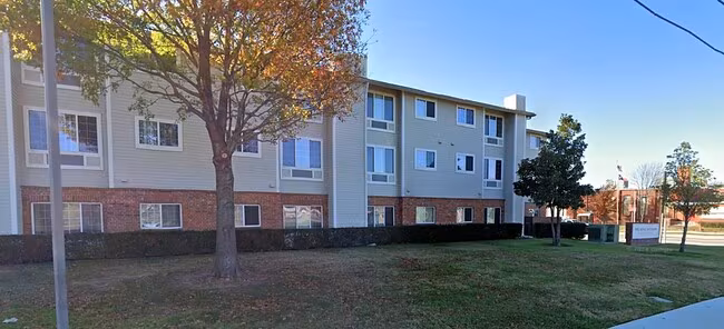 3260 Bickers St photo 2
