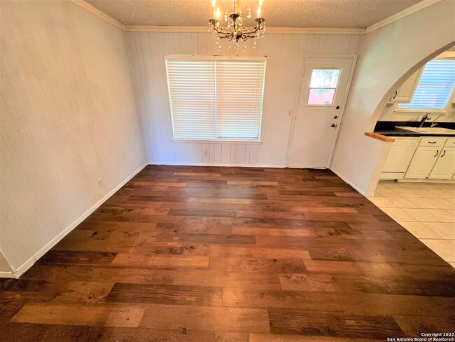 8327 Glen Ct San Antonio, TX 78239 photo 5