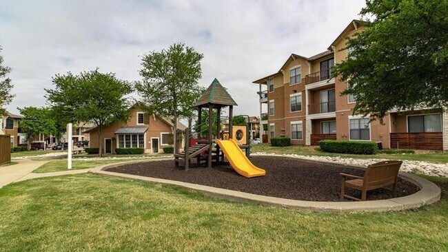 901 US-80 Mesquite, TX 75150 photo 3