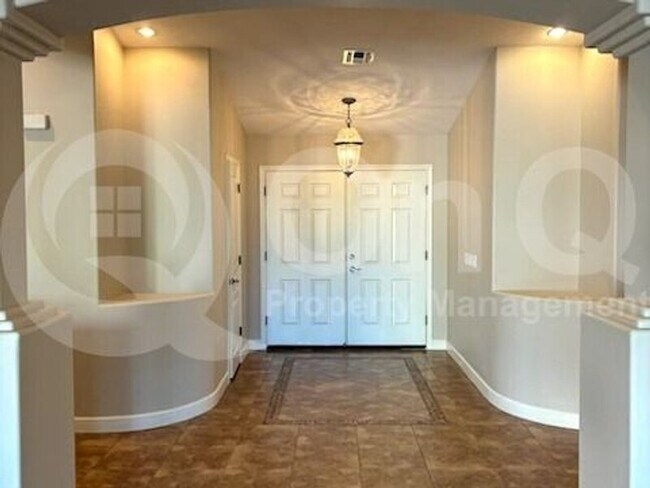 32139 North Caspian Way, San Tan Valley, AZ 85143 photo 4