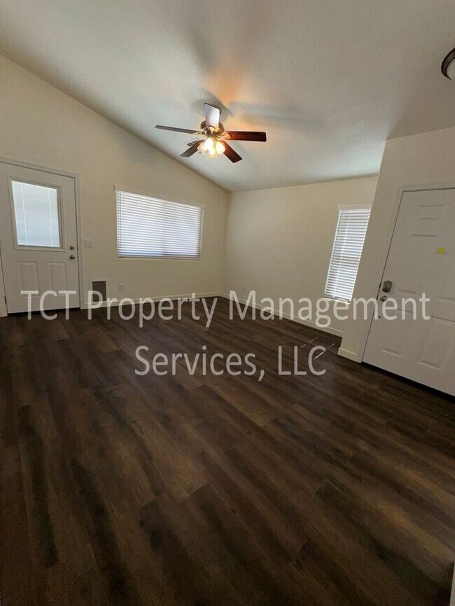 9317 E Olla Ave Mesa, AZ 85212 photo 3