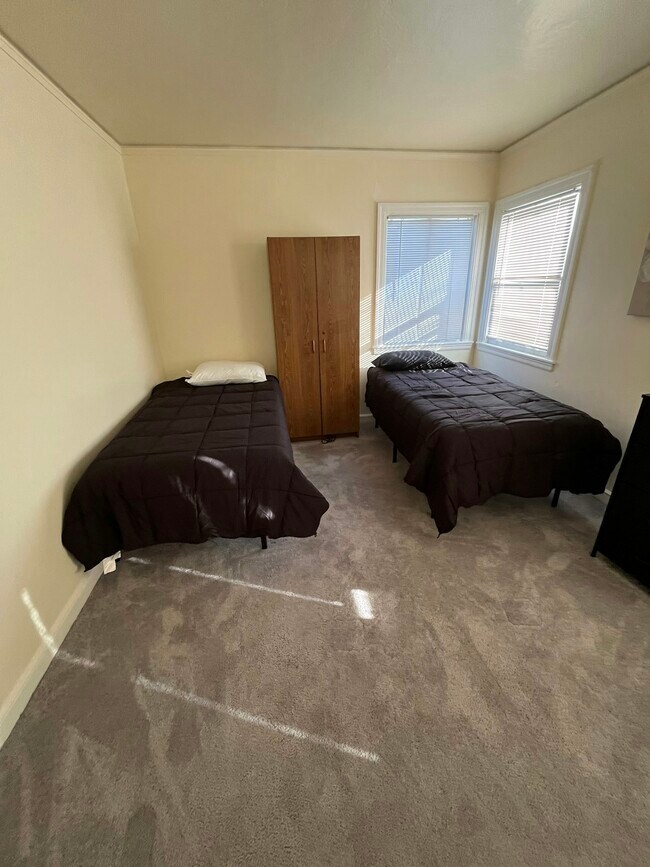2117 106th Ave Oakland, CA 94603 photo 3