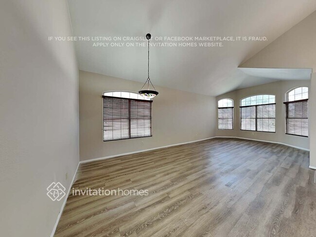 10201 Hopi Ln Goodyear, AZ 85338 photo 4