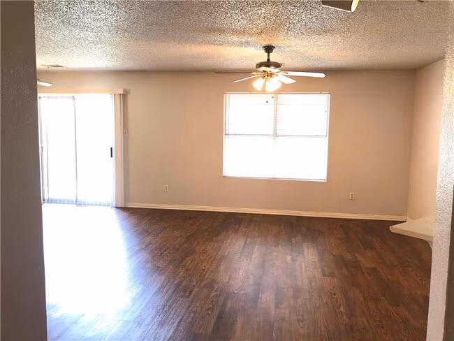 1100 Acanthus St Pflugerville, TX 78660 photo 3