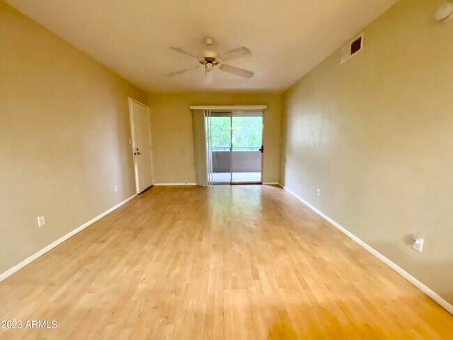 1720 E Thunderbird Rd Phoenix, AZ 85022 photo 3