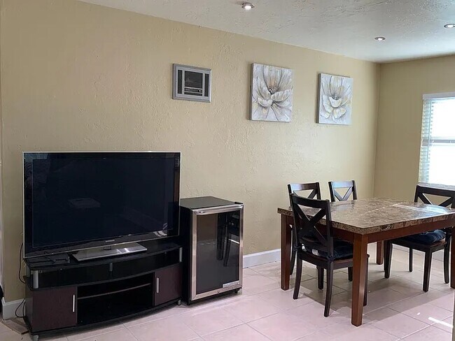 4220 Fifth Ave San Diego, CA 92103 photo 3