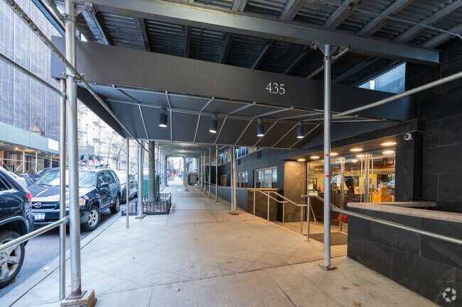 435 E 65th St New York, NY 10065 photo 4