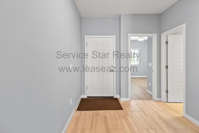 2766 E Rimrock Dr Phoenix, AZ 85050 photo 3