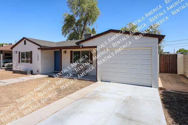 1909 E Indianola Ave Phoenix, AZ 85016 photo 2