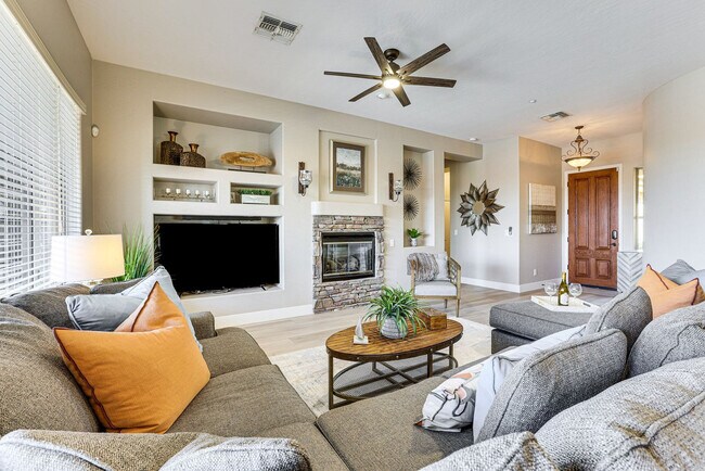 41708 N Cross Timbers Trail Anthem, AZ 85086 photo 2