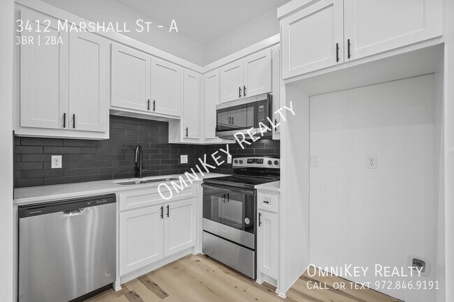 3412 Marshall St Greenville, TX 75401 photo 4