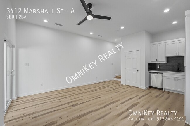 3412 Marshall St Greenville, TX 75401 photo 3