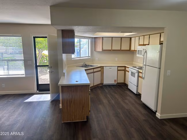 1444 N Recker Rd Mesa, AZ 85205 photo 4