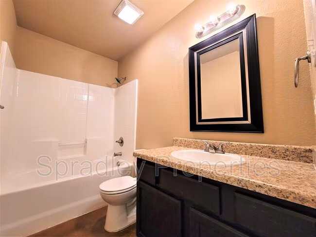 737 Laila Ln Belton, TX 76513 photo 5