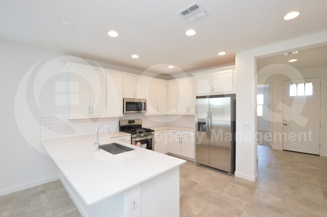 9347 West Glenrosa Avenue, Phoenix, AZ 85037 photo 4