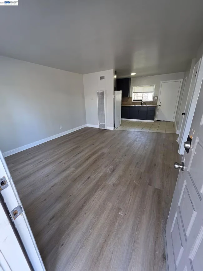 20331 Concord Ave Hayward, CA 94541 photo 5