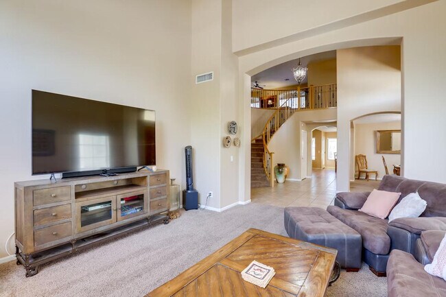 16352 W Roosevelt St Goodyear, AZ 85338 photo 4