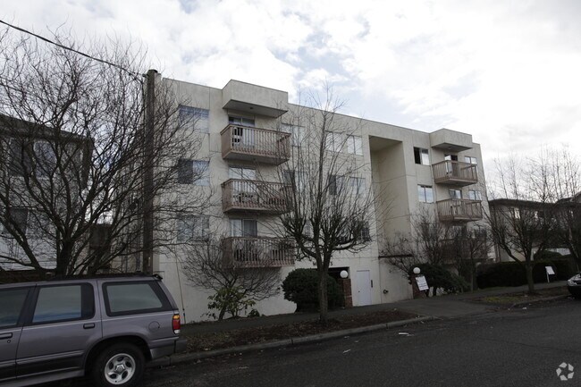 Masters Apartments photo 3