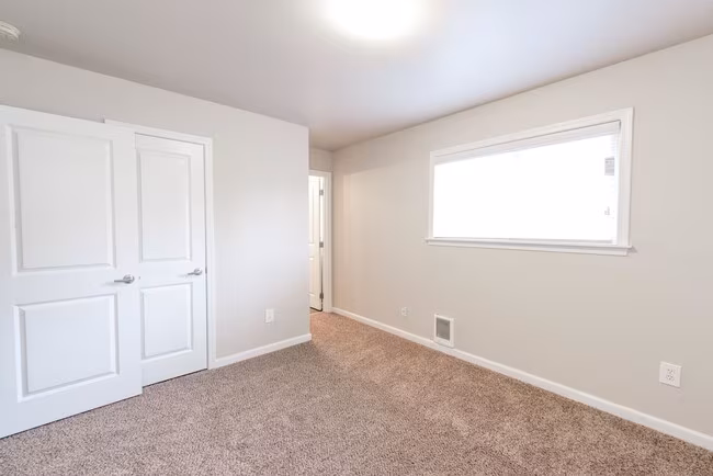 Cavalier Park Apartments photo 5