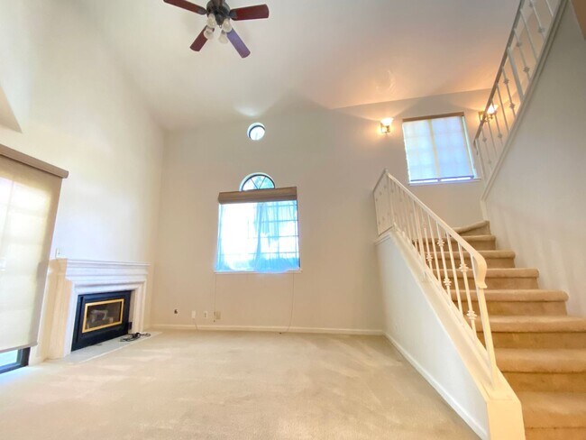 1040 Avila Terraza, Fremont, CA 94538 photo 5