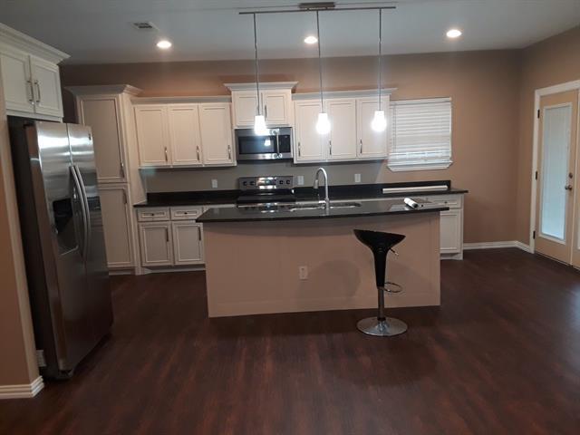 3709 Palacios Avenue, Dallas, TX 75212 photo 3