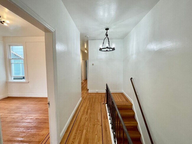 540 - 542 Vallejo Street photo 4
