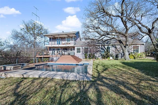 2100 Daisy Ln Fort Worth, TX 76111 photo 3