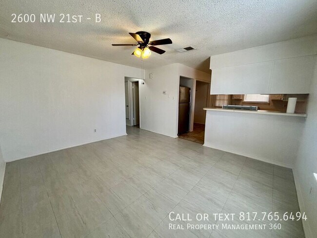 2600 NW 21st St Fort Worth, TX 76106 photo 2