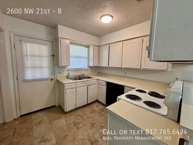 2600 NW 21st St Fort Worth, TX 76106 photo 4