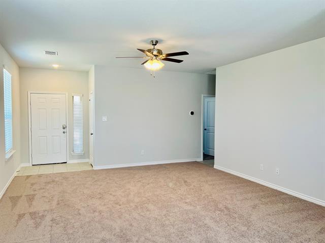 804 Peaceful Brk Dr Fort Worth, TX 76140 photo 4