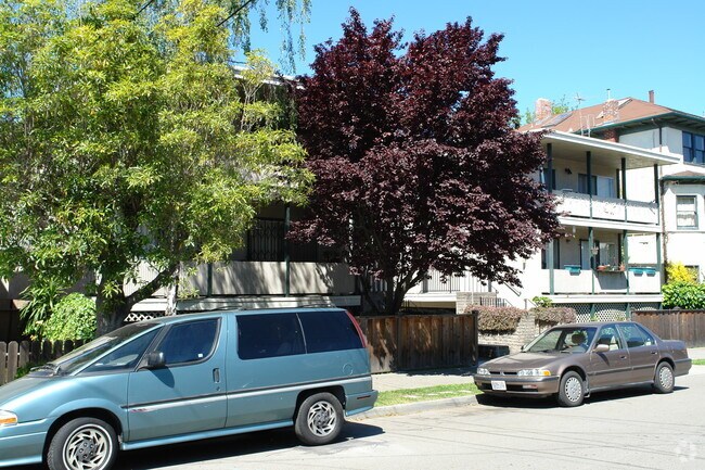 2910 Wheeler Street - 6 photo 3