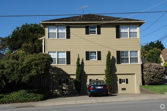 424 Williams photo 2