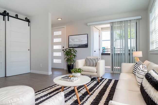 Flamingo Apartments photo 5