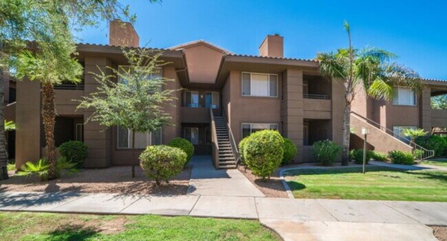 7009 E Acoma Dr Scottsdale, AZ 85254 photo 4