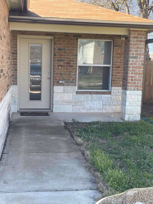 108 E Truman Ave Copperas Cove, TX 76522 photo 2