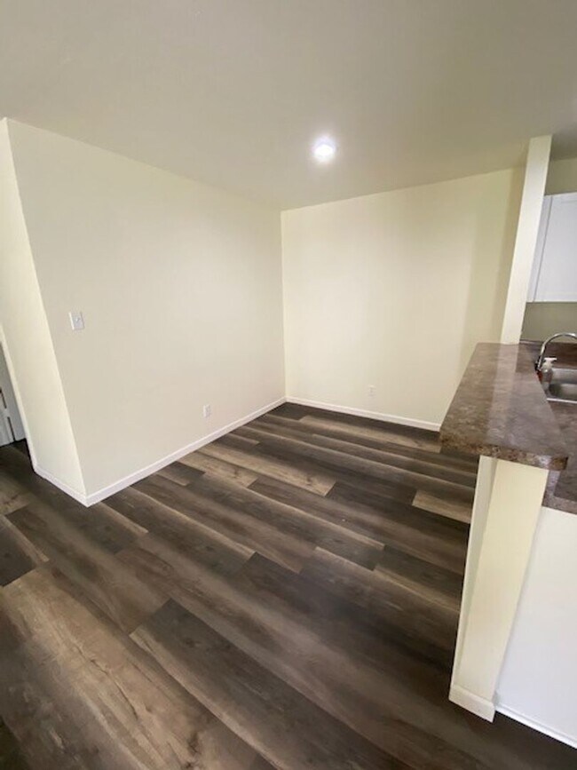 5607 Lakebend W Dr San Antonio, TX 78244 photo 4