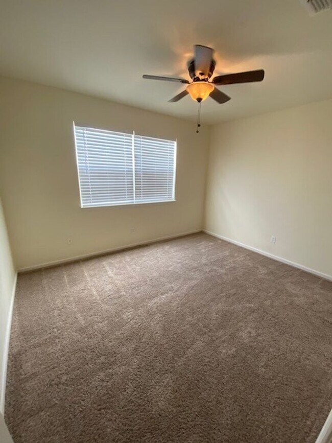 5607 Lakebend W Dr San Antonio, TX 78244 photo 3