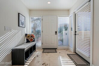1820 E Morten Ave Phoenix, AZ 85020 photo 4