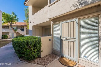 1820 E Morten Ave Phoenix, AZ 85020 photo 2