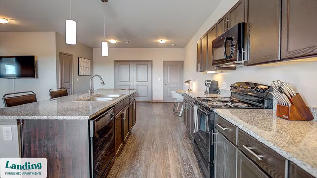650 S Main St Fort Worth, TX 76104 photo 4
