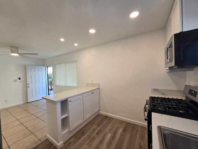 2545 Fairmount Ave San Diego, CA 92105 photo 5