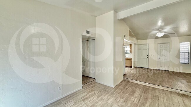 1500 N Sunview Pkwy Gilbert, AZ 85234 photo 5