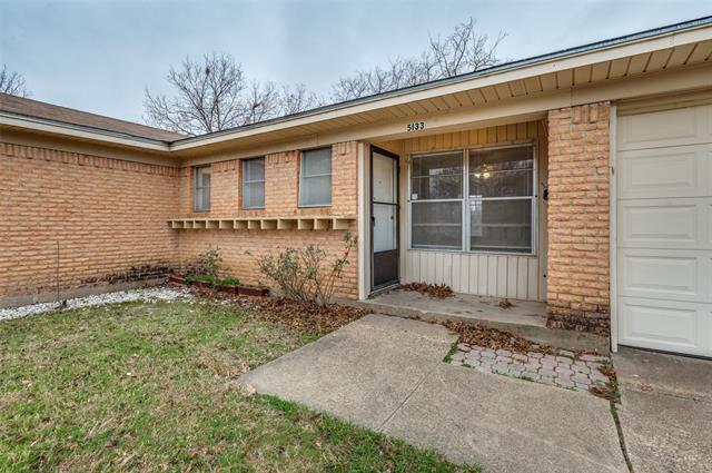 5133 Susan Lee Ln North Richland Hills, TX 76180 photo 3