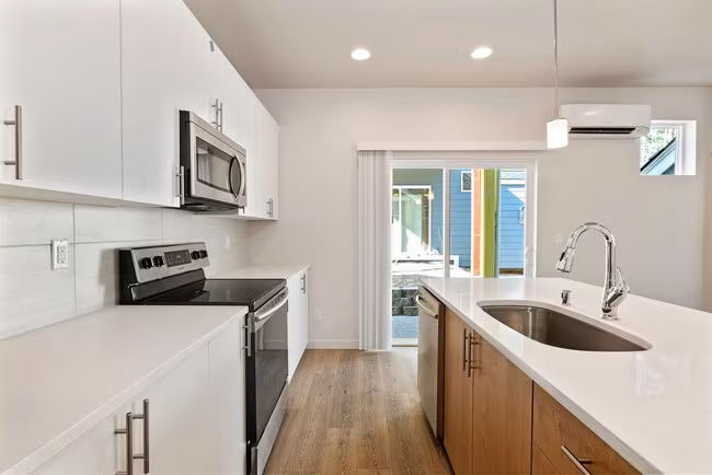Skansie Pointe Luxury Homes photo 5