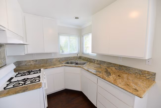 248 Avenida Del Poniente San Clemente, CA 92672 photo 4