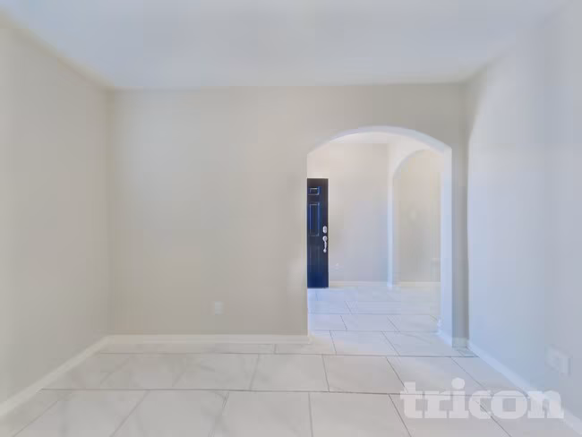 1342 Barrel Dr Dallas, TX 75253 photo 5