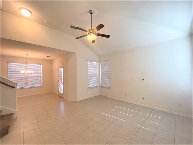 153 Pine Island Ln Leander, TX 78641 photo 2