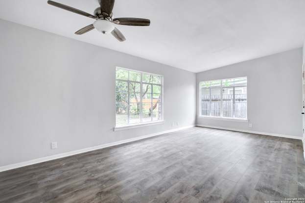 159 Antrim Dr San Antonio, TX 78218 photo 4