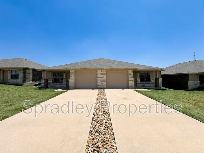 1547 Chance Ct Belton, TX 76513 photo 2